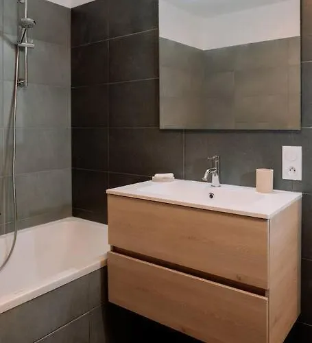 Superbe T2 Neuf Avec Parking Gratuit