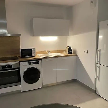 Superbe T2 Neuf Avec Parking Gratuit Apartamento