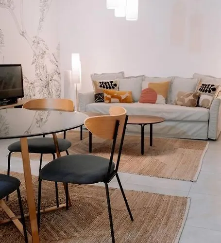 Superbe T2 Neuf Avec Parking Gratuit Apartmán *